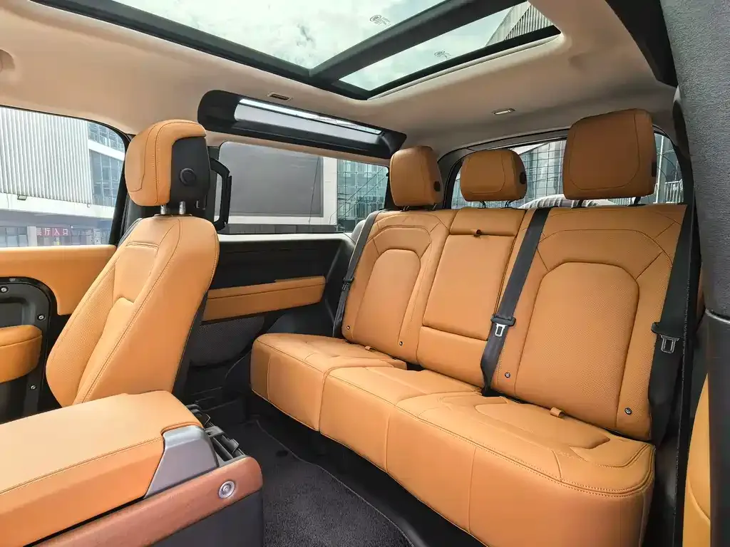 Land Rover Defender — фото 7