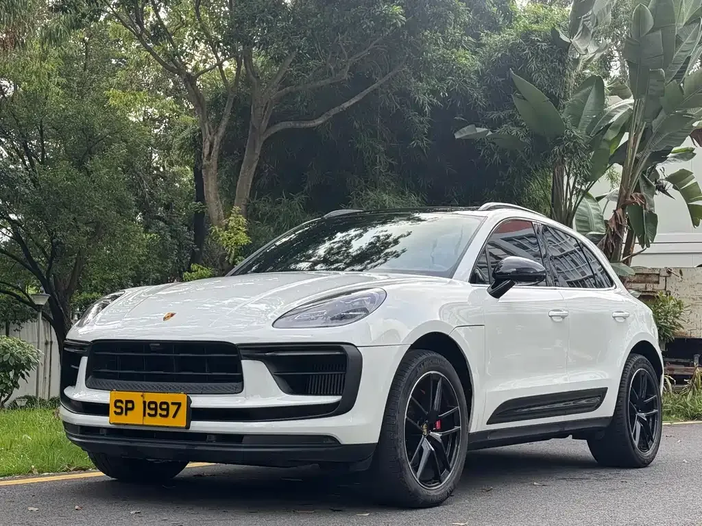 Porsche Macan — фото 1
