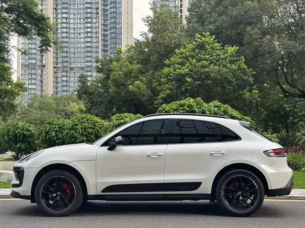 Porsche Macan — фото 10