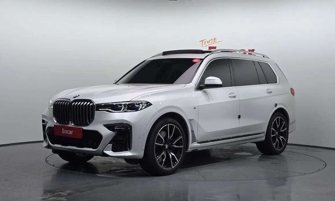BMW X7 — фото 1