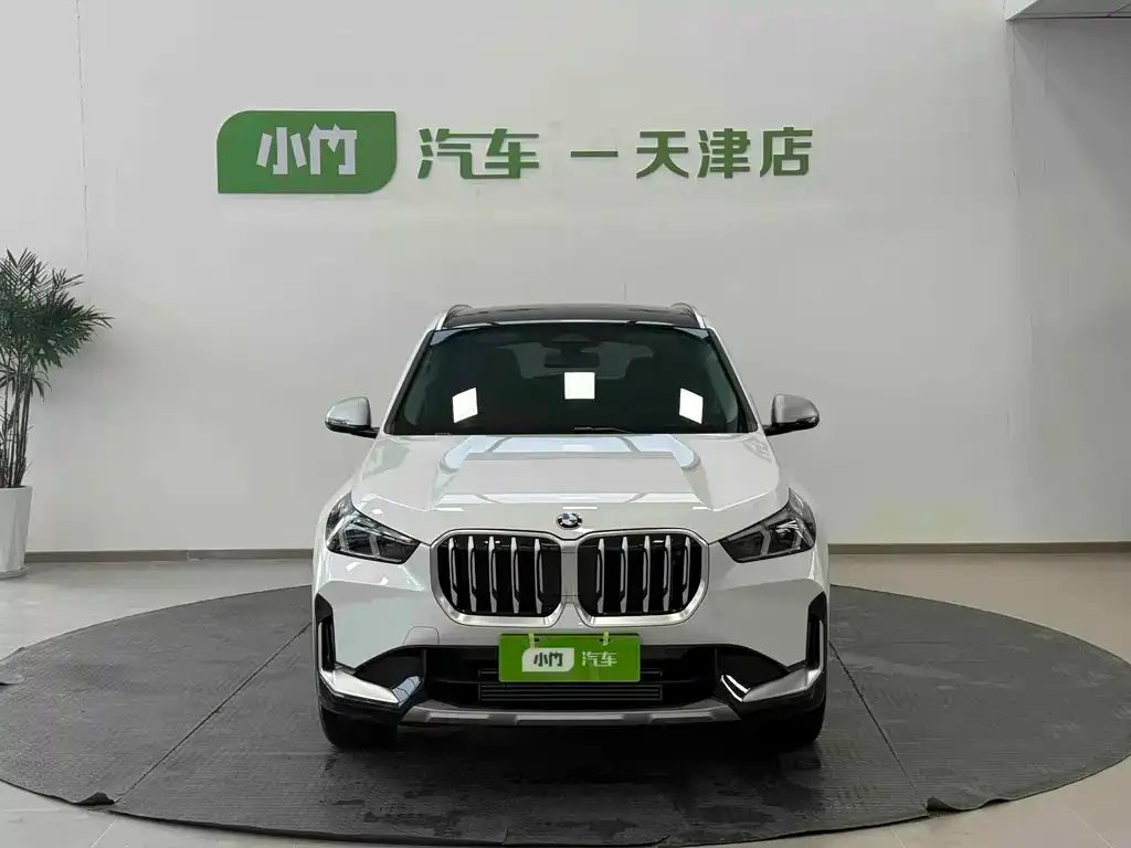 BMW X1 — фото 2