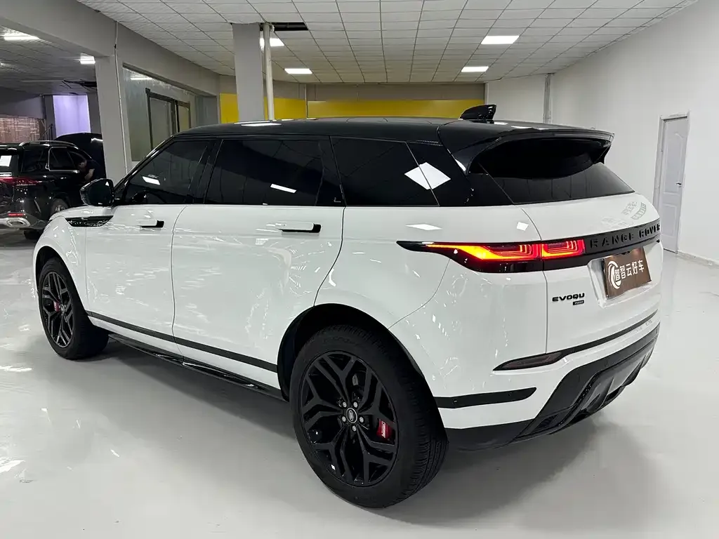 Land Rover Evoque — фото 9