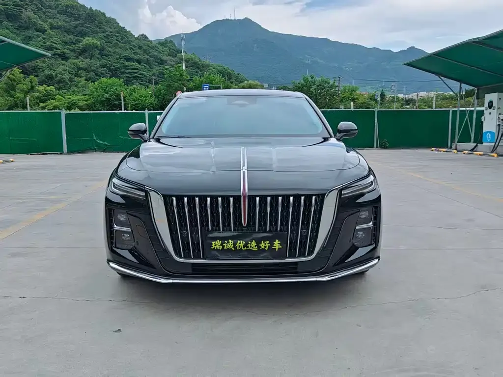 Hongqi H5 — фото 10