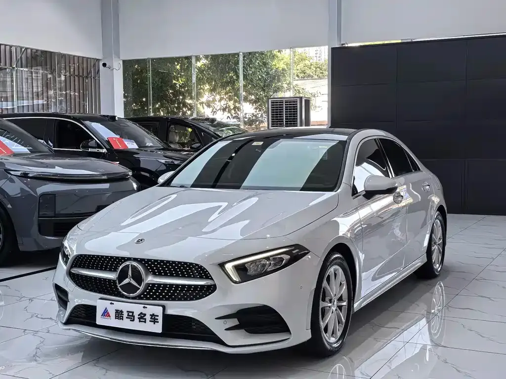 Mercedes-Benz A-Class — фото 1