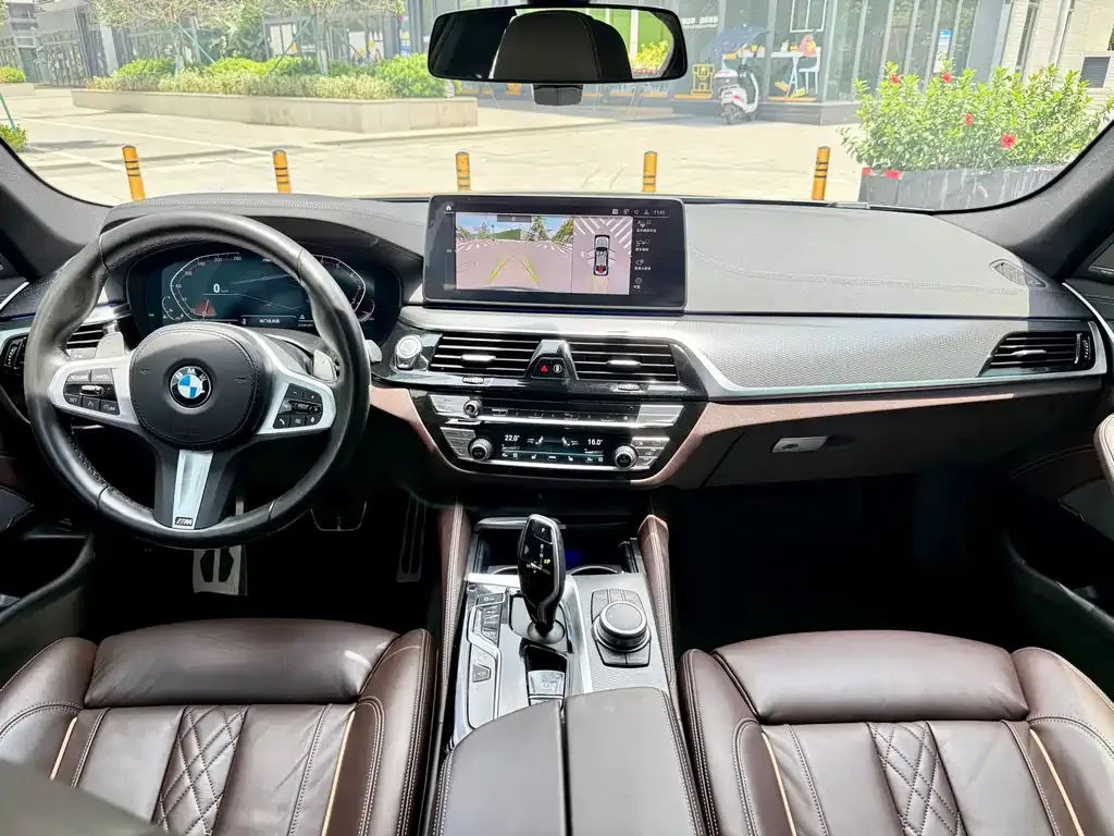 BMW 5 Series (Import) — фото 9