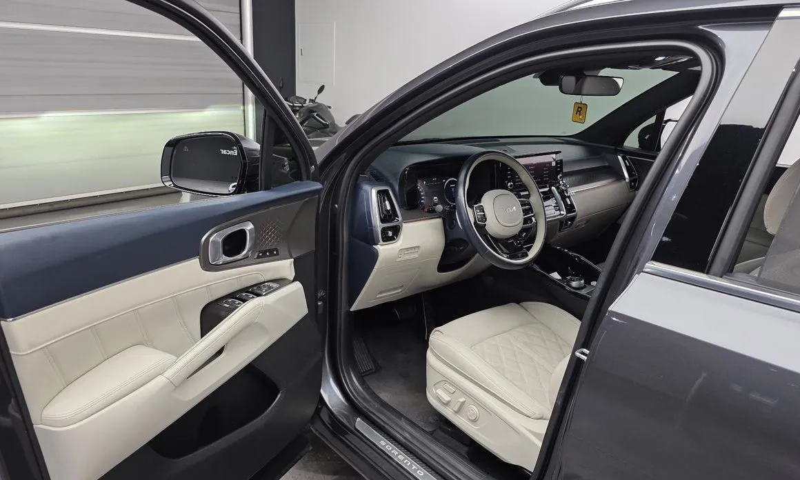 Kia Sorento — фото 6