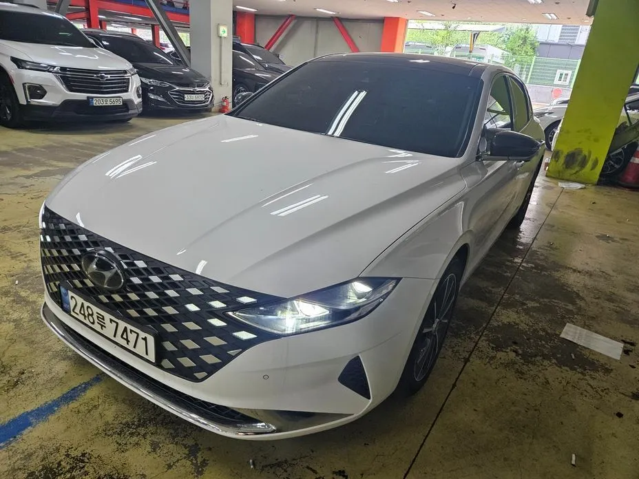Hyundai Grandeur — фото 1