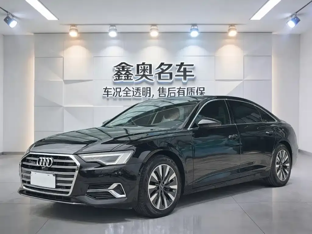 Audi A6L — фото 1