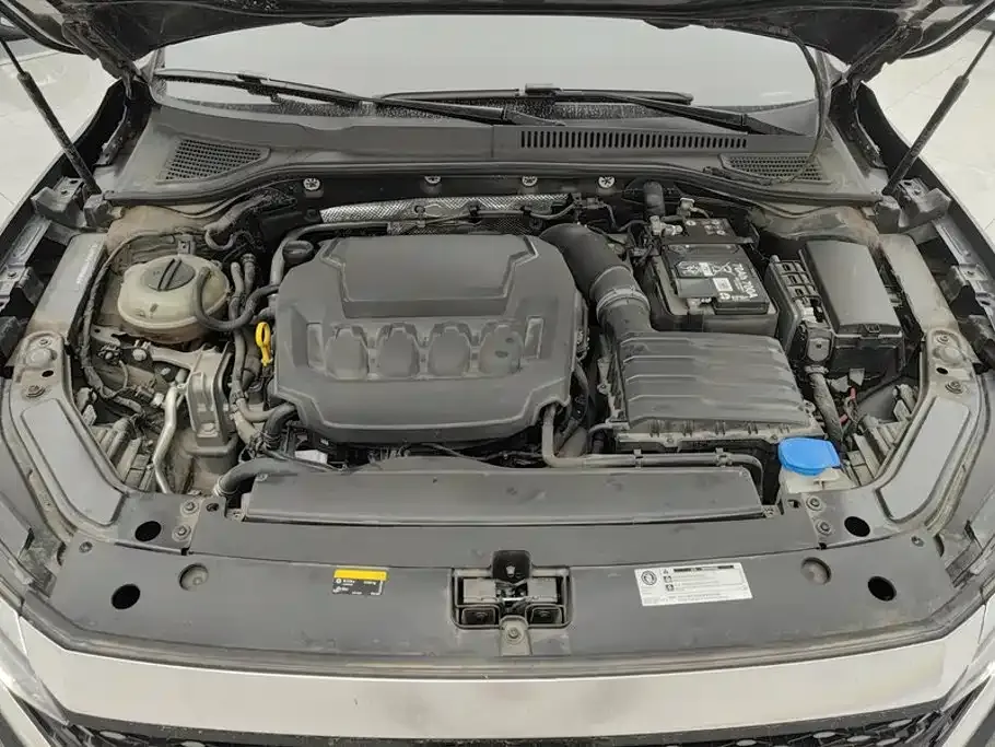 Volkswagen Passat — фото 10