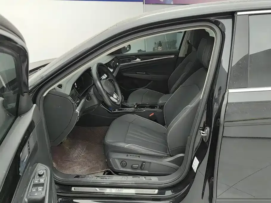Volkswagen Passat — фото 9