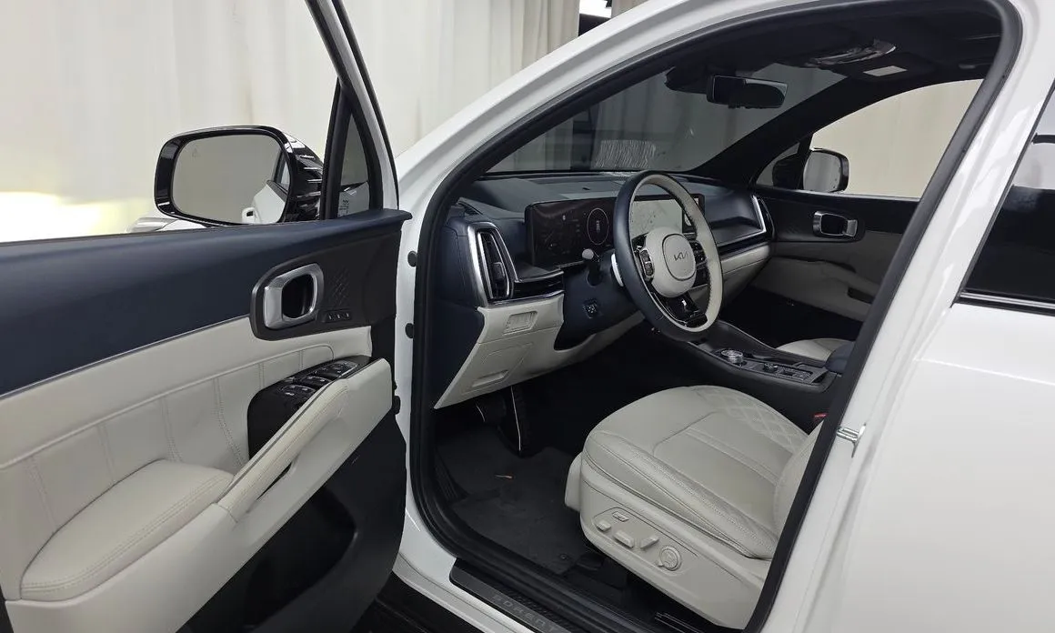 Kia Sorento — фото 9