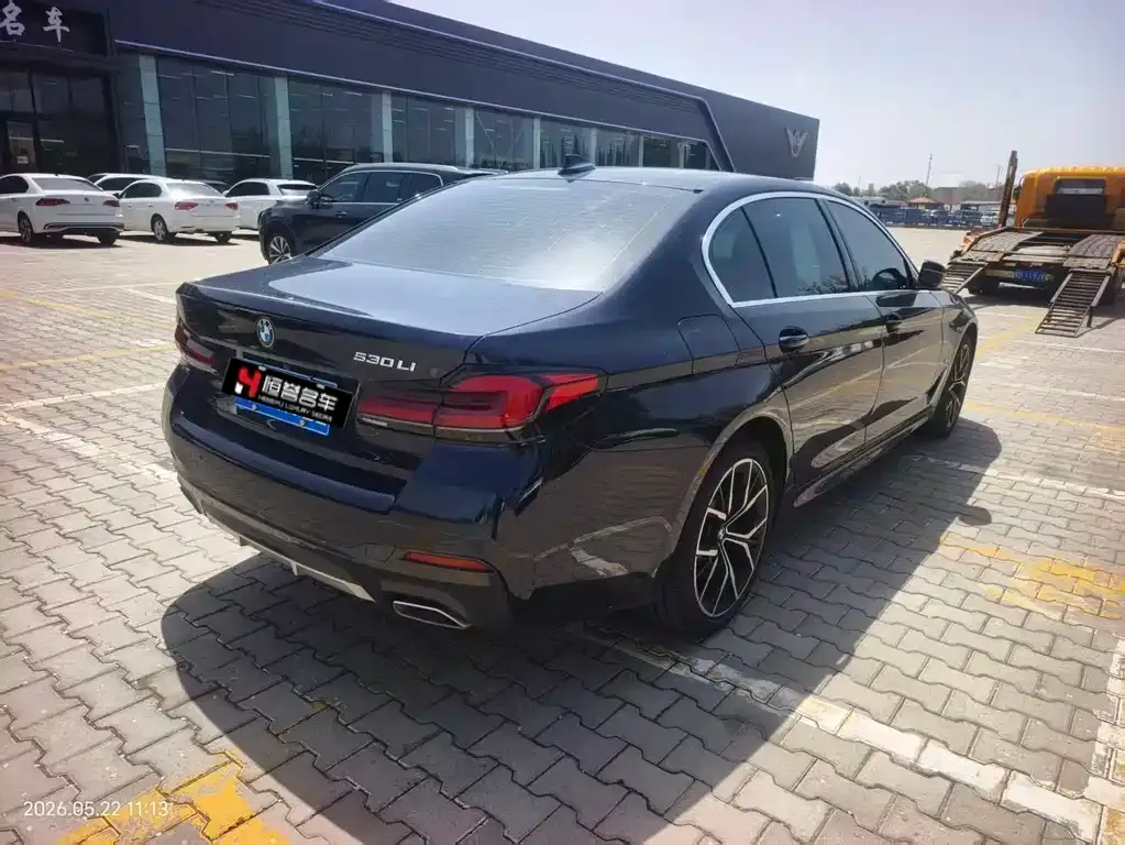 BMW 5 Series — фото 2