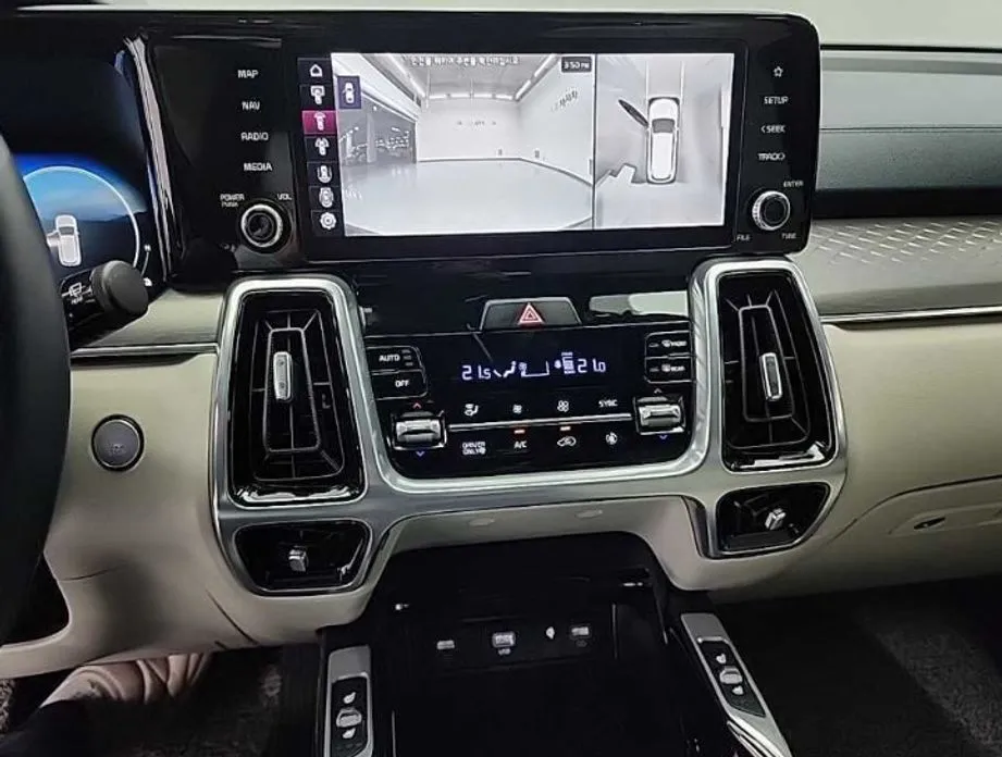 Kia Sorento — фото 9
