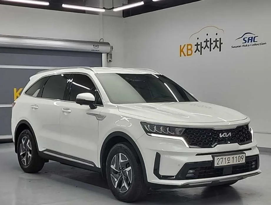 Kia Sorento — фото 6