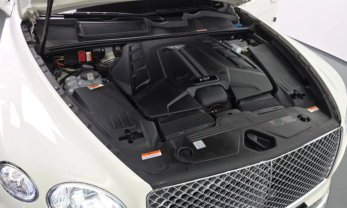 Bentley Bentayga 2022 из KR, фото 8