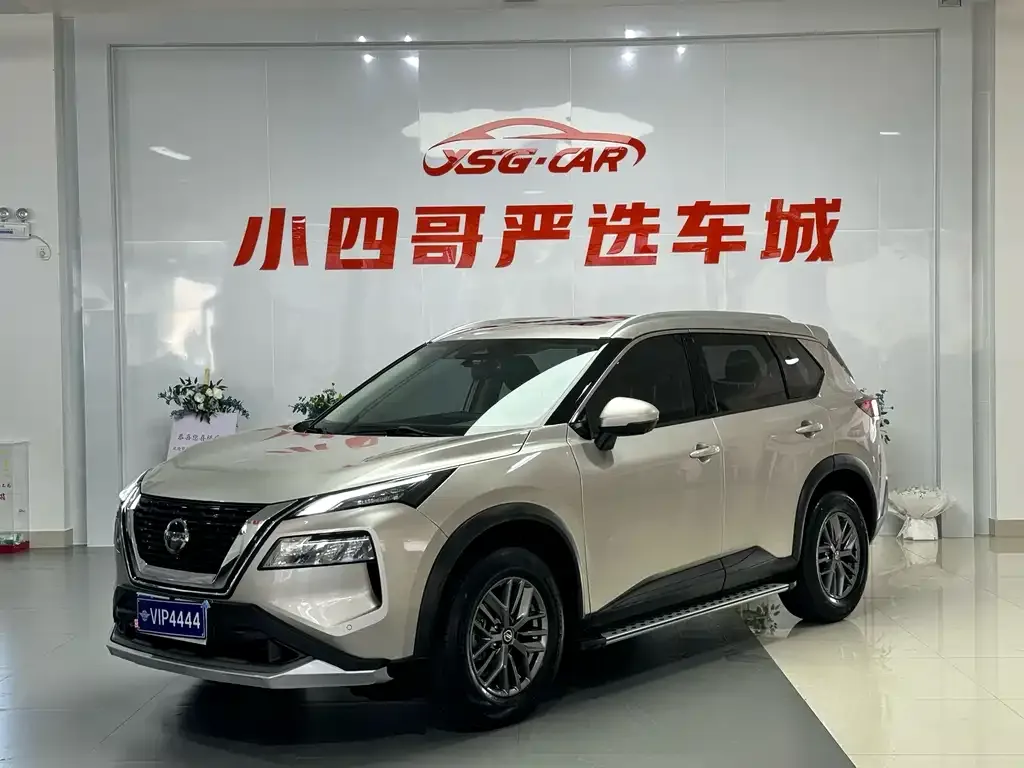 Nissan X-Trail — фото 1