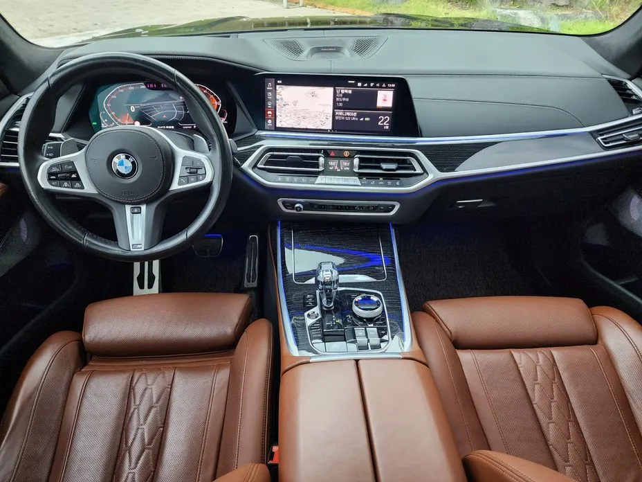 BMW X7 2021 из KR, фото 2