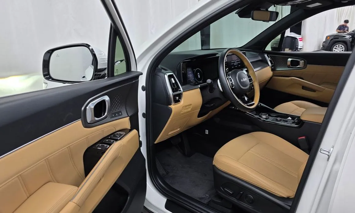 Kia Sorento — фото 4