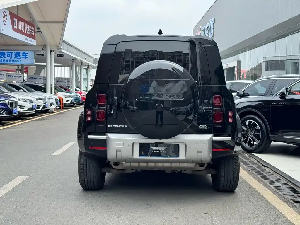 Land Rover Defender — фото 9