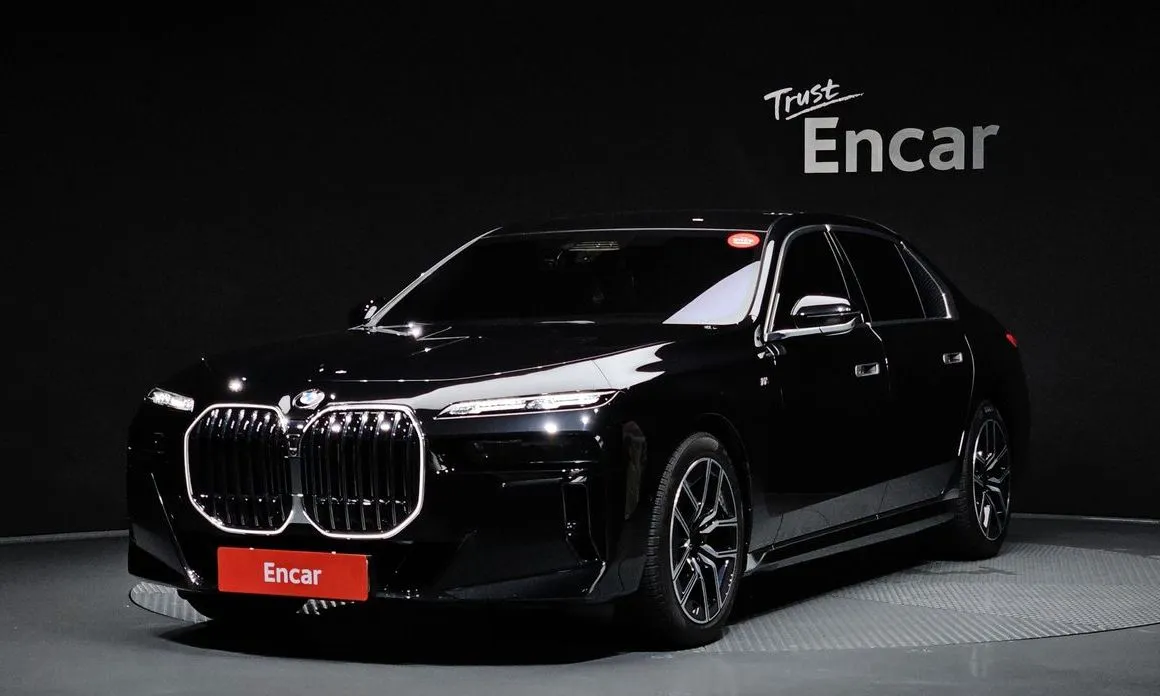 BMW 7-Series