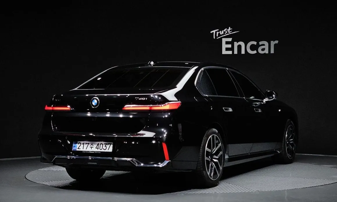 BMW 7-Series 2024 из KR, фото 10