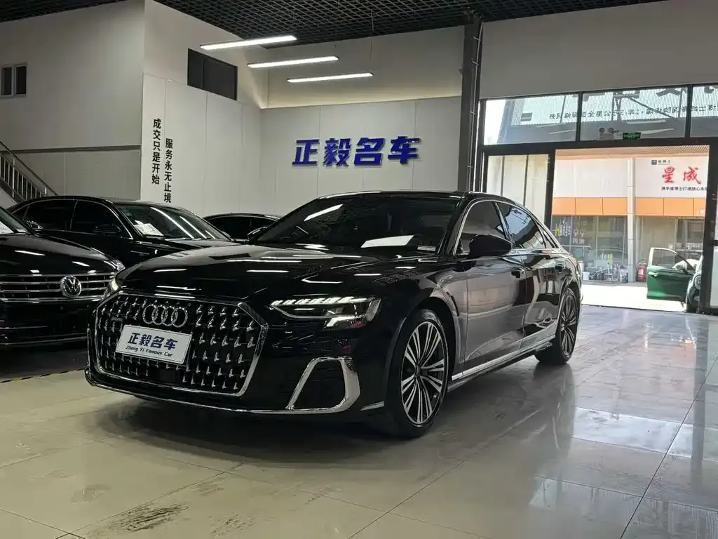 Audi A8
