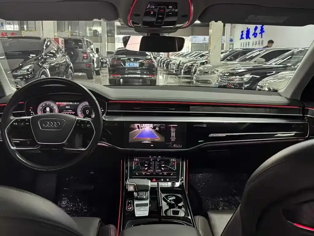 Audi A8 2023 из CN, фото 4