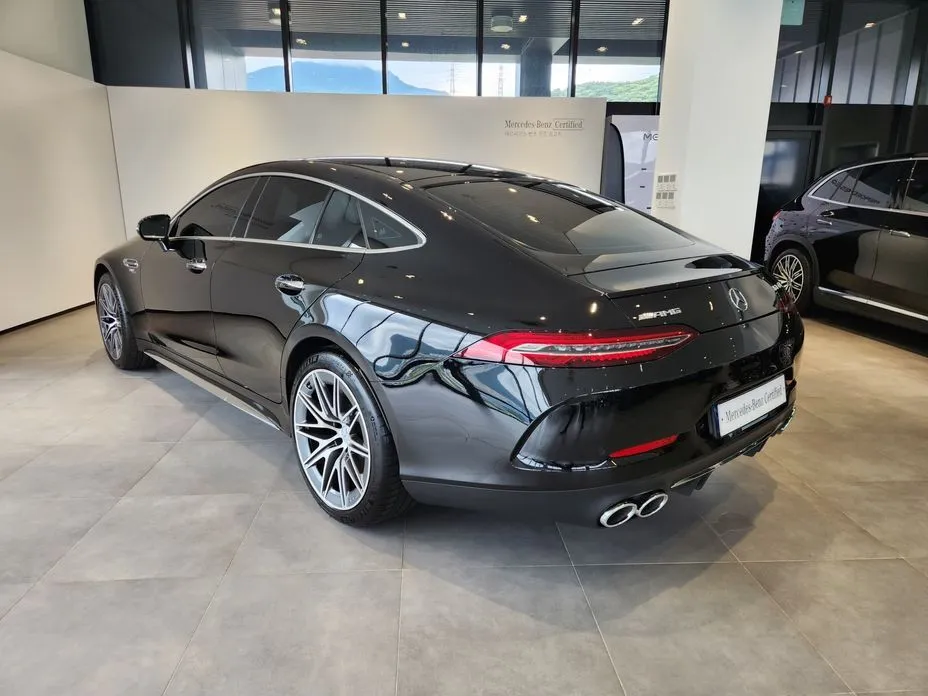 Mercedes-Benz AMG GT — фото 7