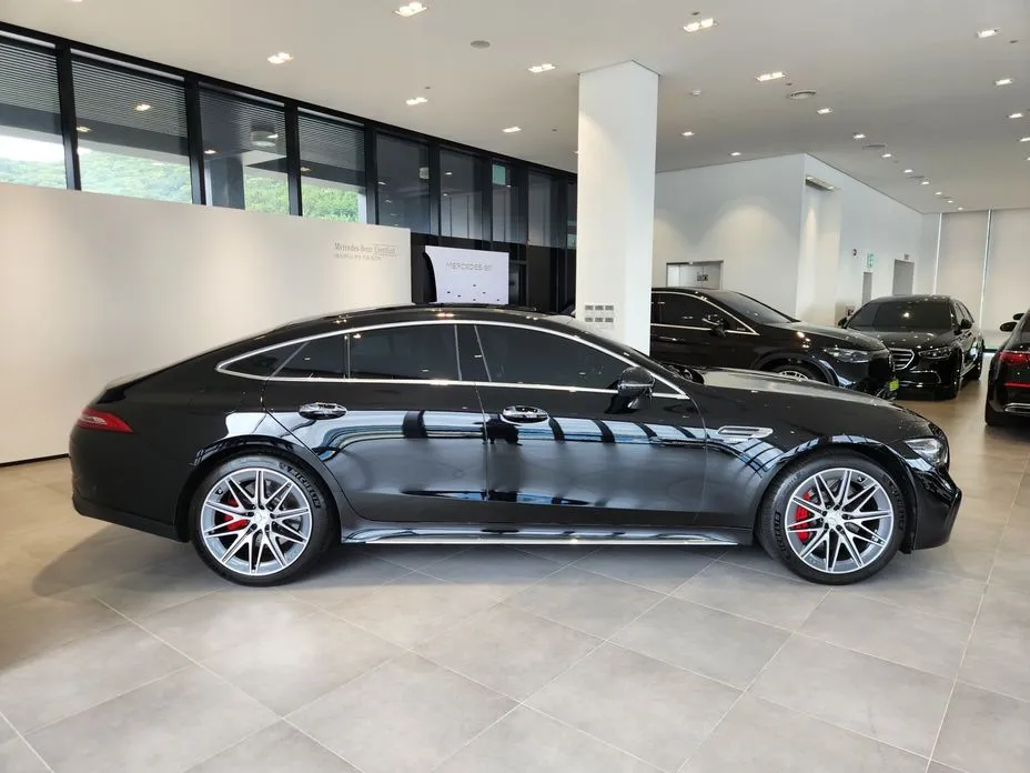 Mercedes-Benz AMG GT — фото 6
