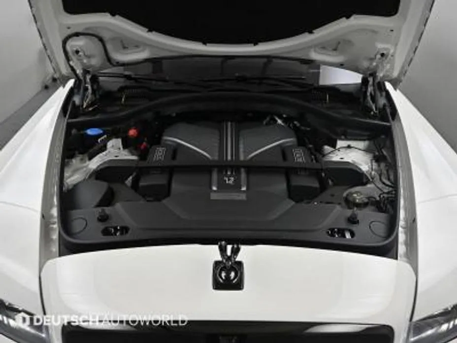 Rolls-Royce Cullinan 2024 из KR, фото 10
