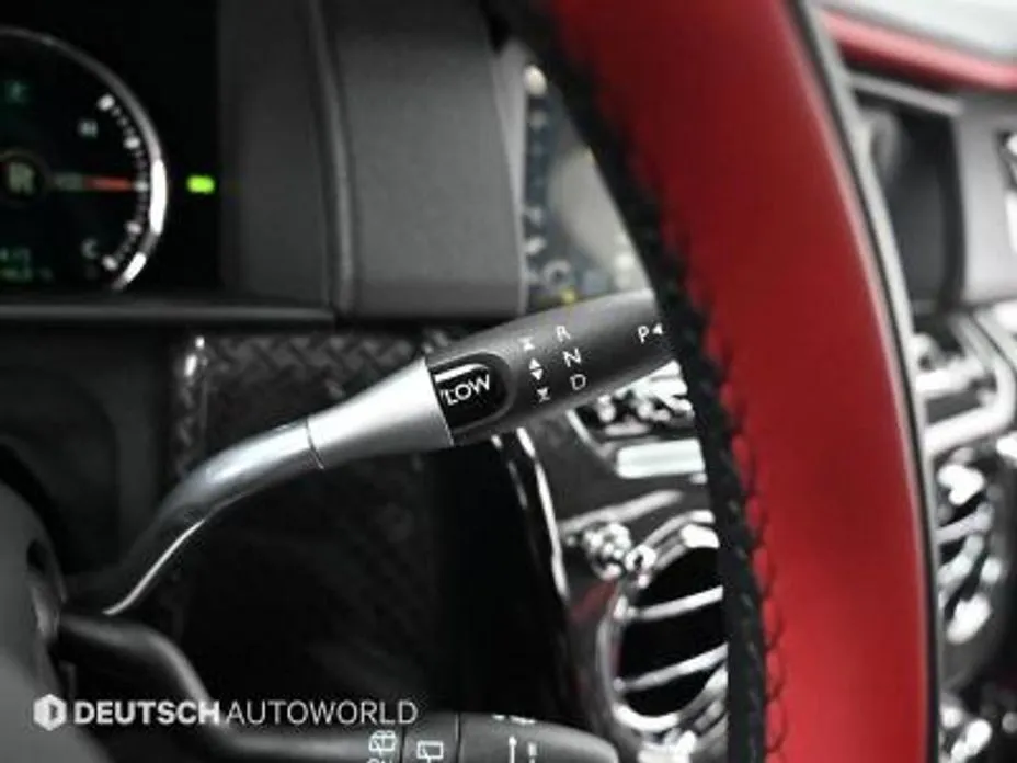 Rolls-Royce Cullinan 2024 из KR, фото 2