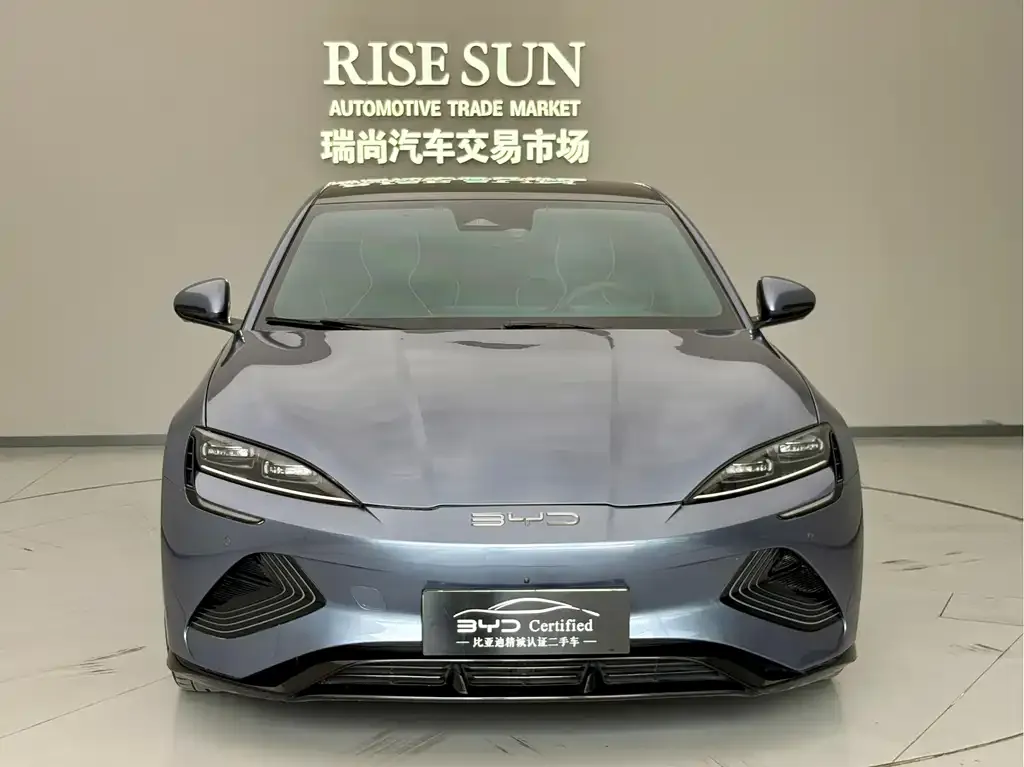 BYD Seal — фото 8