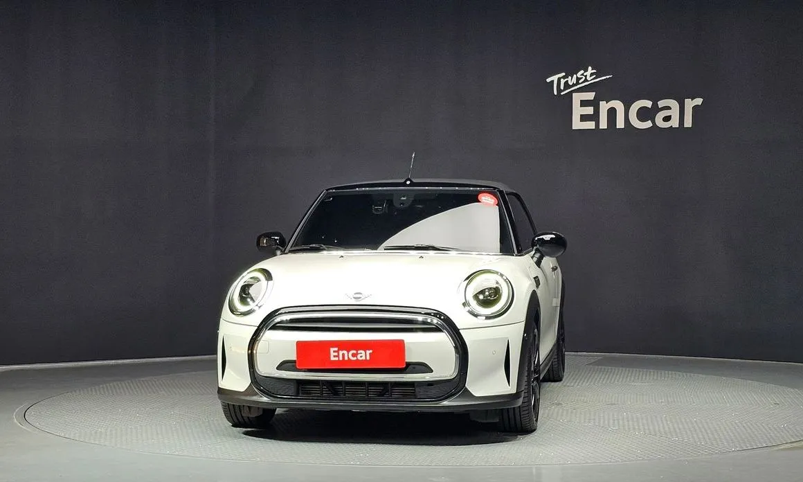 Mini Cooper Convertible 2024 из KR, фото 10