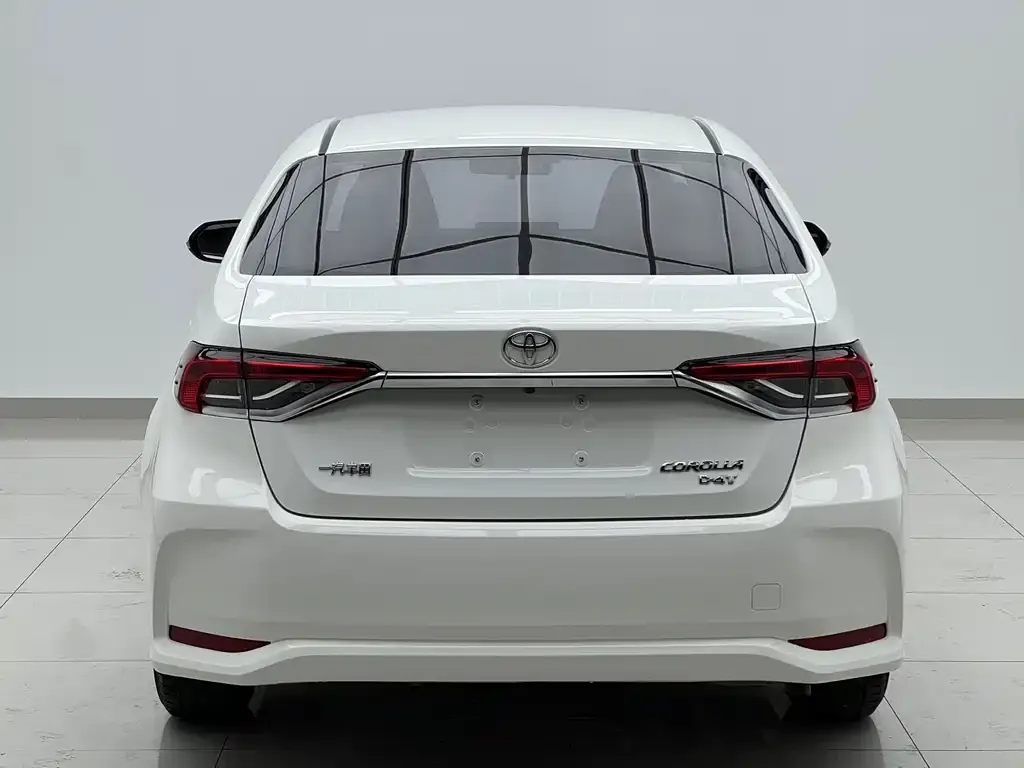 Toyota Corolla — фото 2