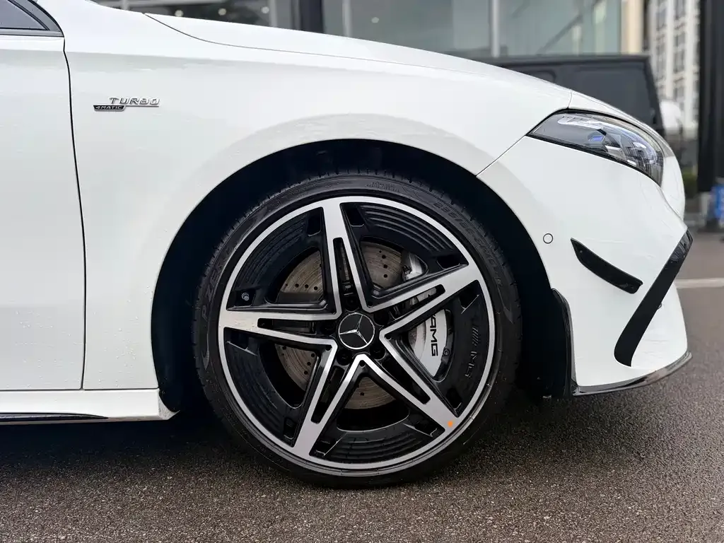 Mercedes-Benz A-Class AMG — фото 4