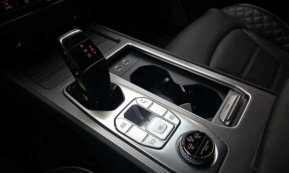 KG Mobility (Ssangyong) Rexton — фото 6