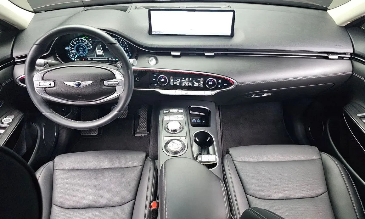 Genesis GV70 — фото 10