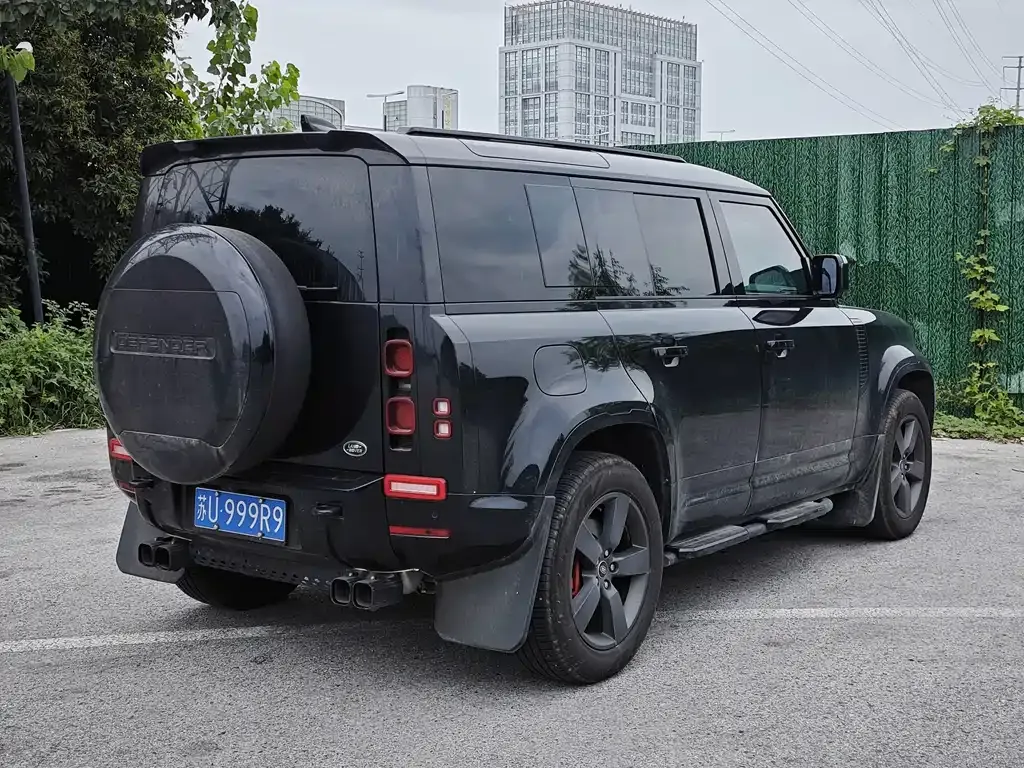 Land Rover Defender — фото 2