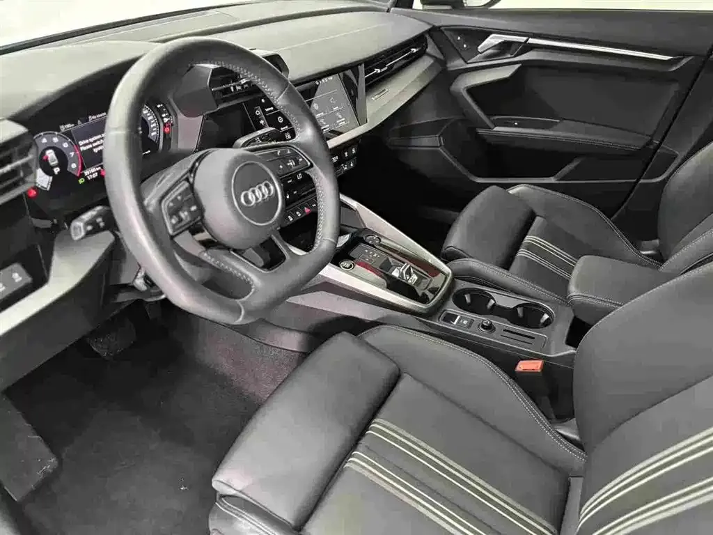 Audi A3 — фото 8