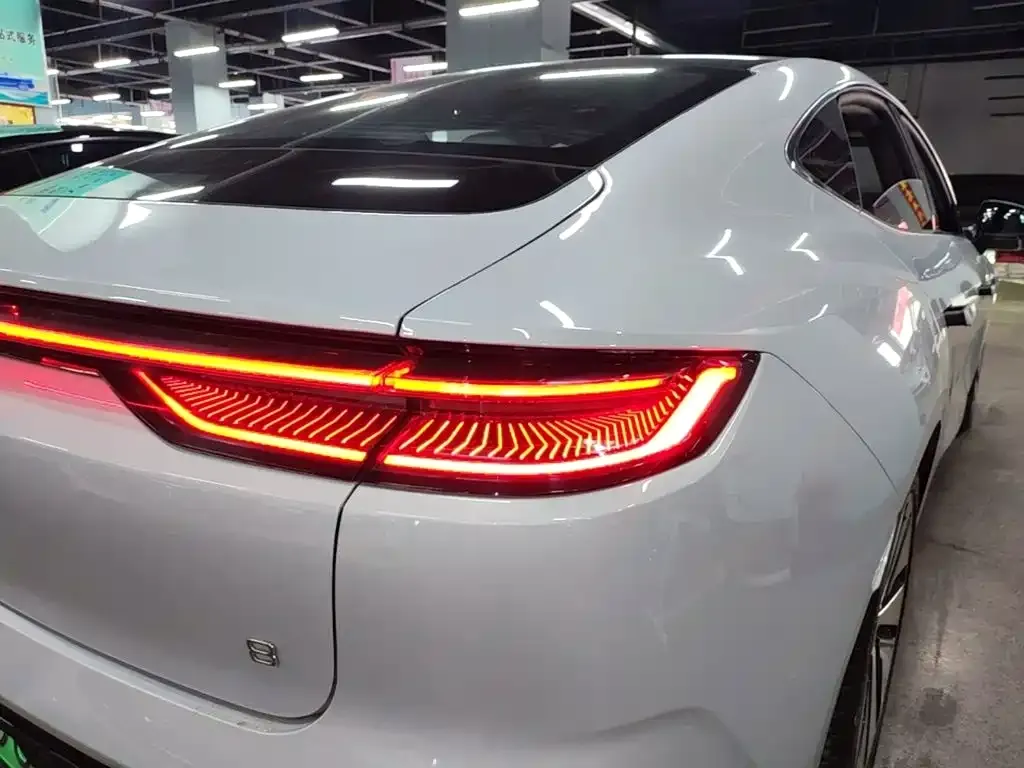 Geely Galaxy E8 2024 из CN, фото 9