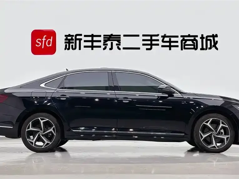Volkswagen Passat — фото 8