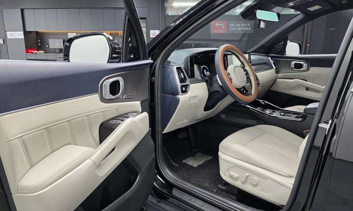 Kia Sorento — фото 6