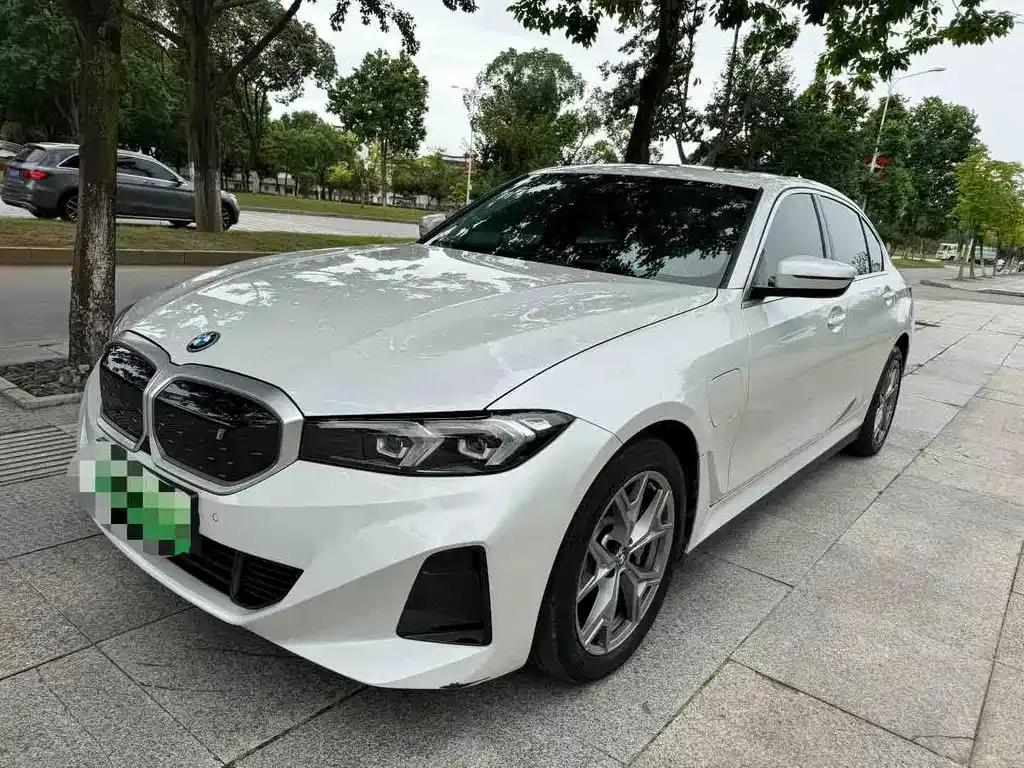 BMW i3 — фото 1
