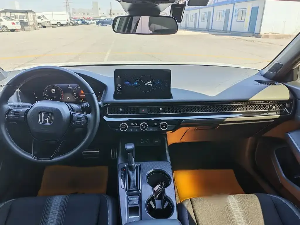 Honda Civic — фото 7
