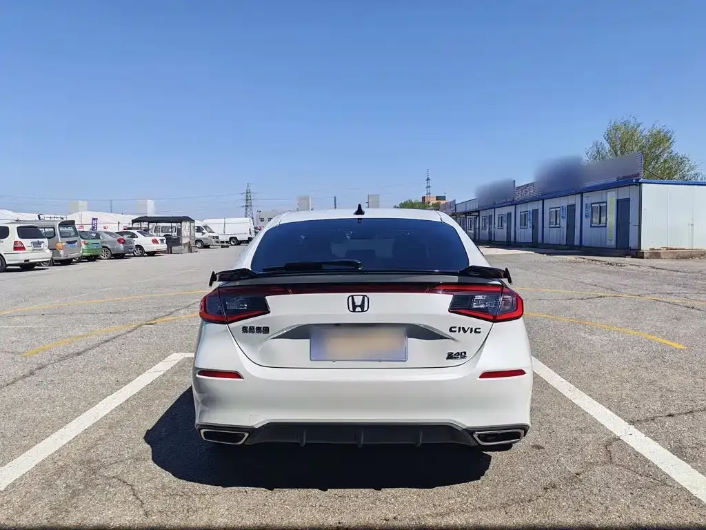 Honda Civic — фото 10
