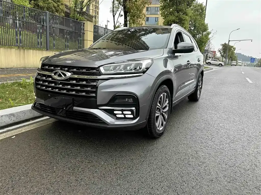 Chery Tiggo 8 — фото 7