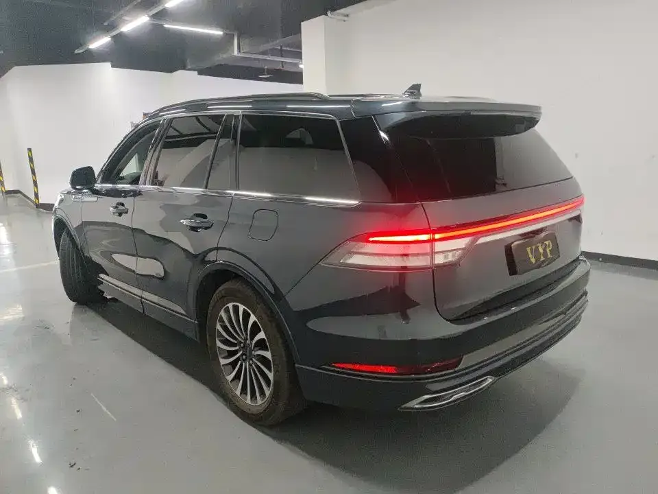 Lincoln Aviator — фото 6