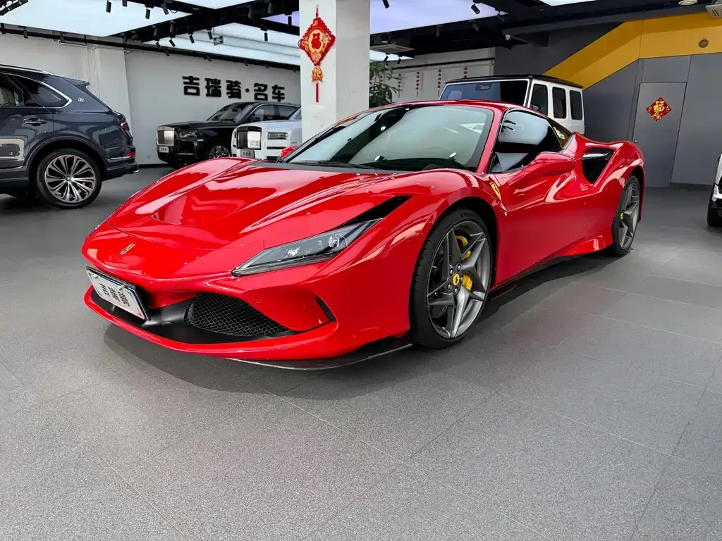 Ferrari F8 — фото 1
