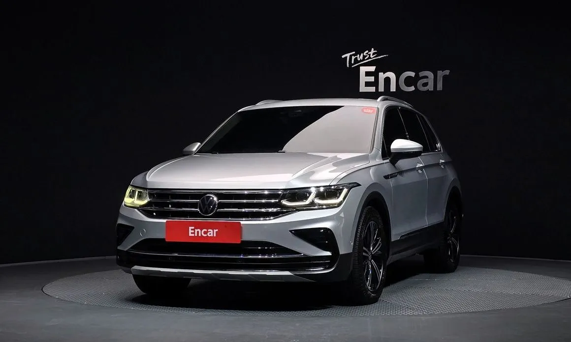 Volkswagen Tiguan — фото 9