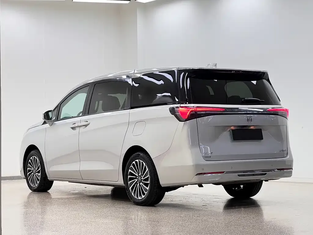Buick GL8 Hybrid — фото 4